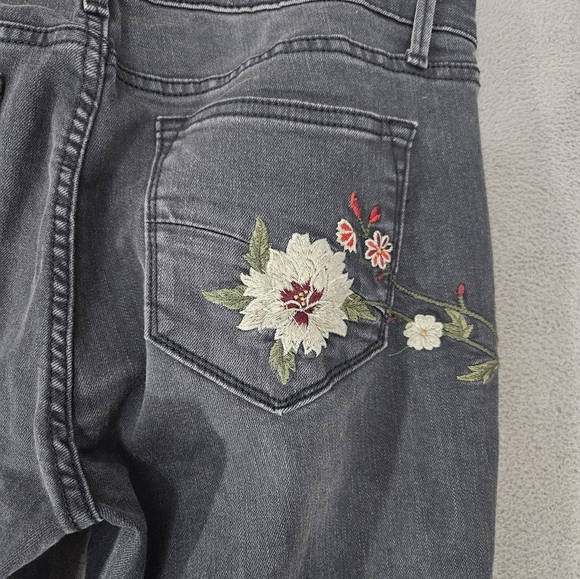 Driftwood Jeans Womens 28 Gray Denim Mid Rise Jackie Skinny Embroidered Boho - Picture 8 of 10